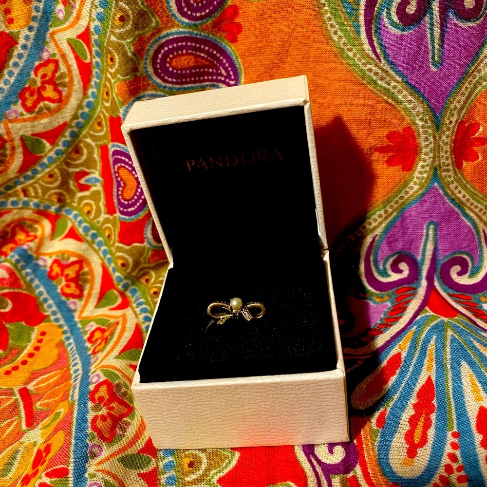 COPY - PANDORA BOW RING size 4.5